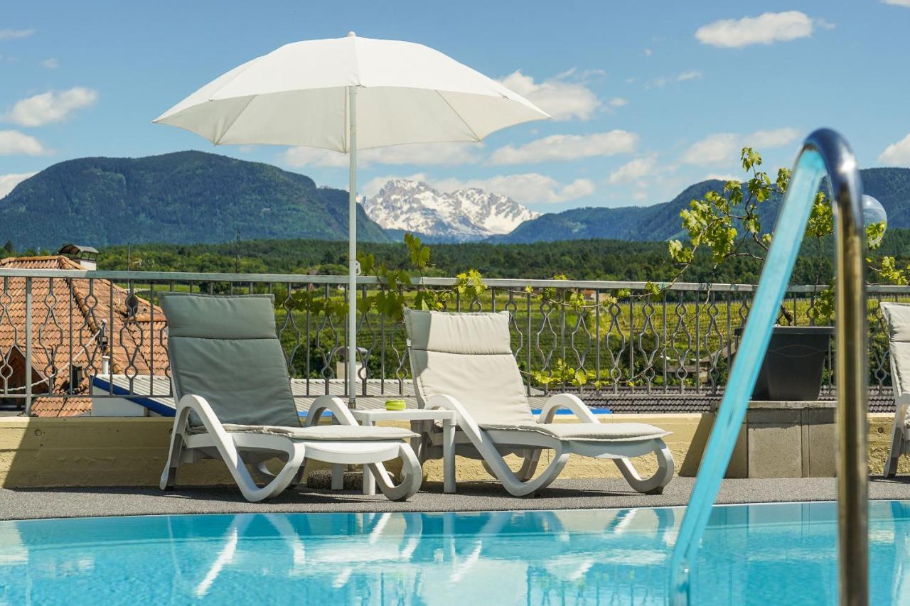 Hotel Alexandres Appiano Sulla Strada Del Vino Bagian luar foto