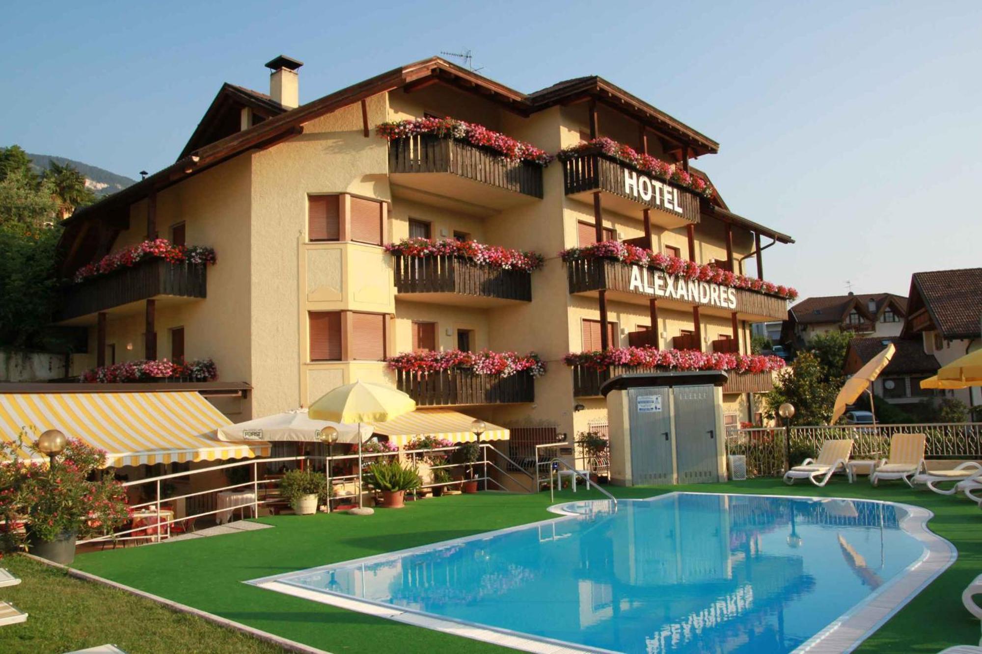 Hotel Alexandres Appiano Sulla Strada Del Vino Bagian luar foto