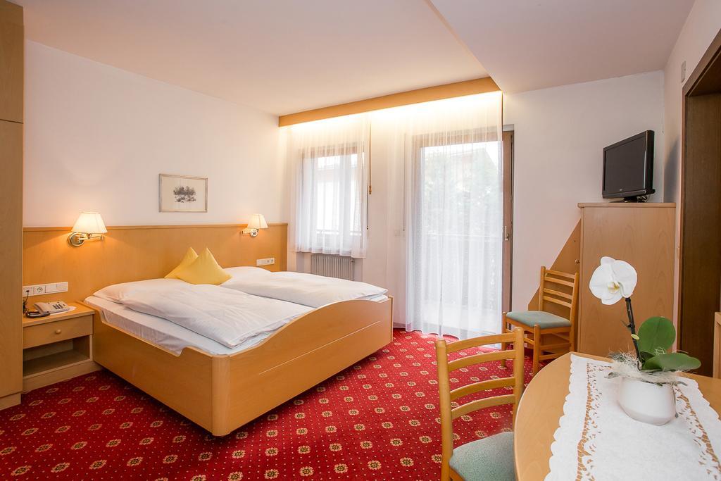 Hotel Alexandres Appiano Sulla Strada Del Vino Bagian luar foto