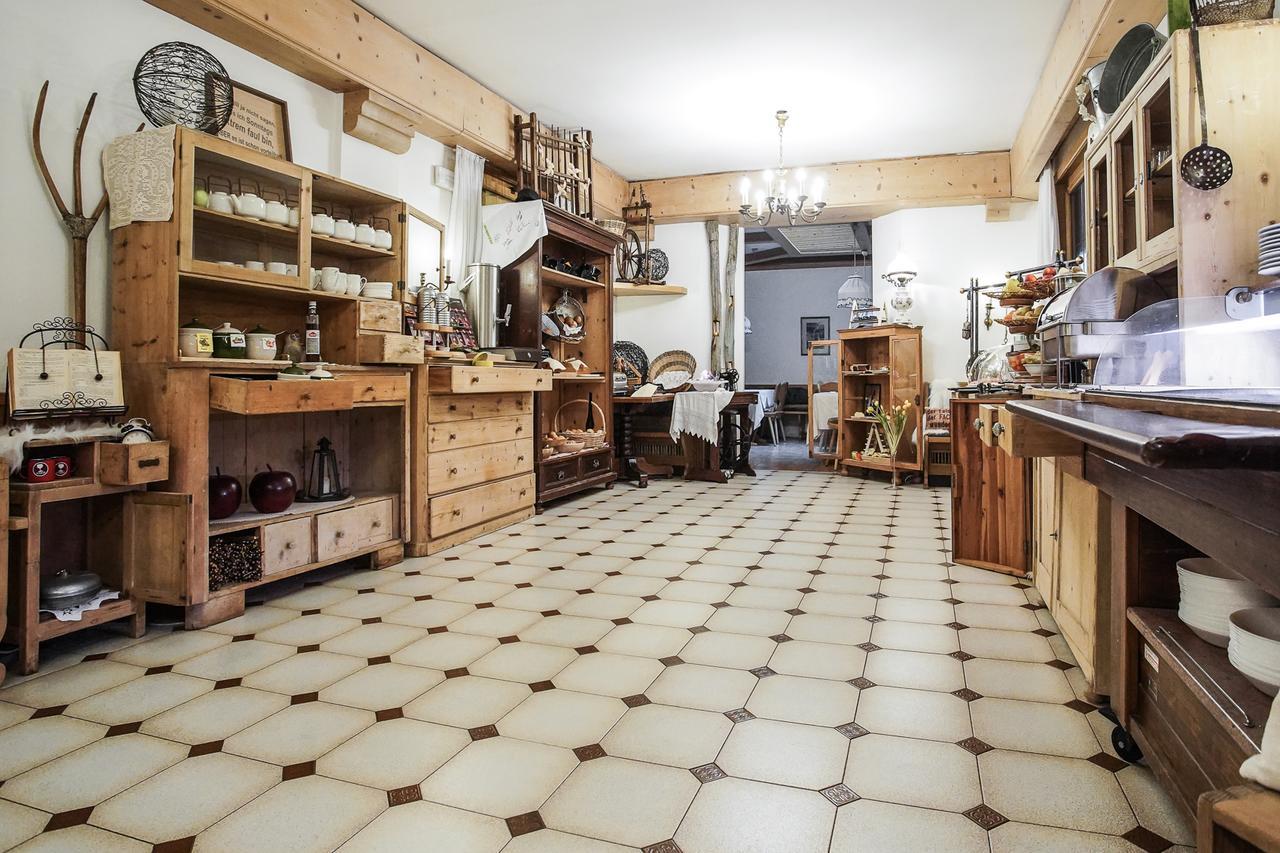 Hotel Alexandres Appiano Sulla Strada Del Vino Bagian luar foto